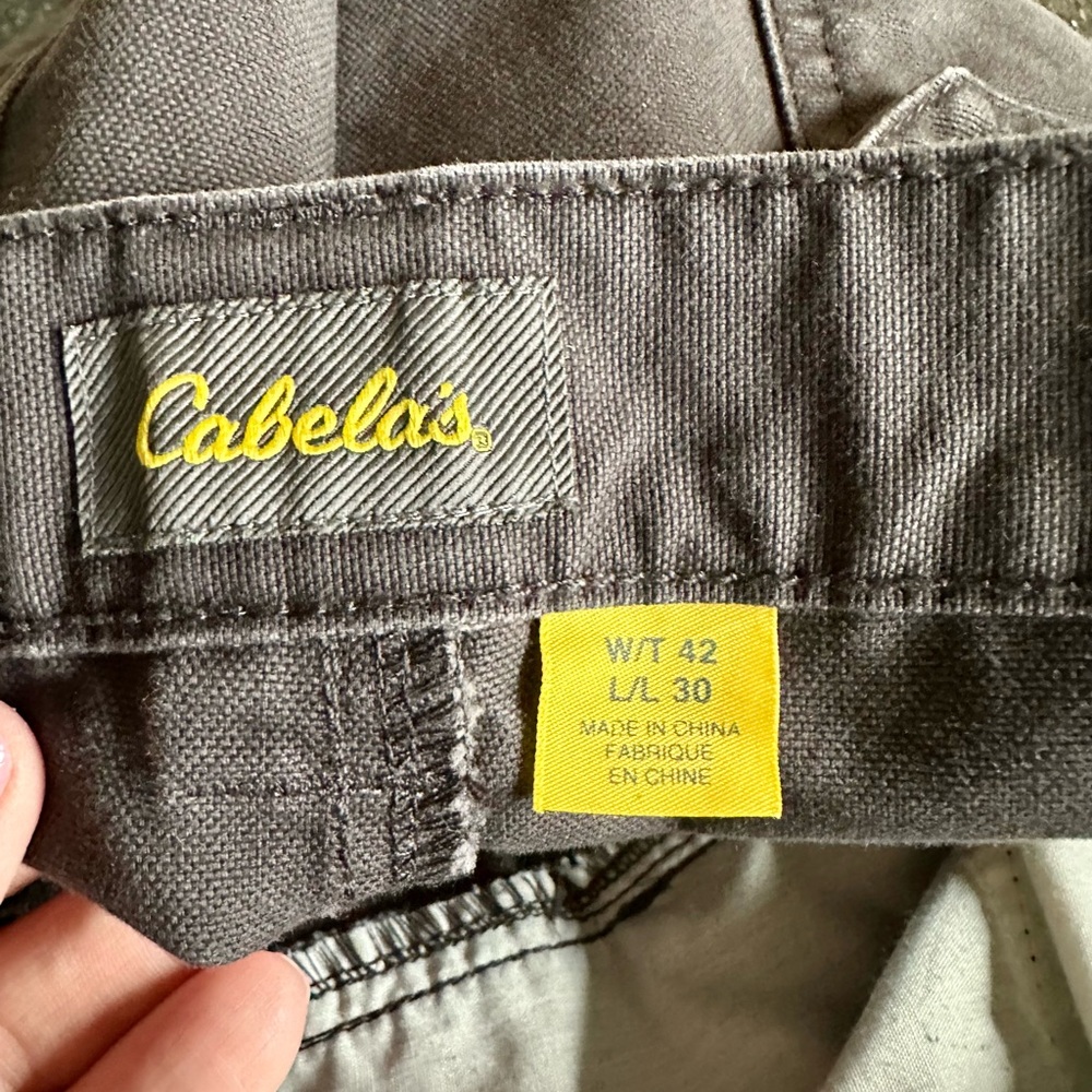 Men's Gray Cabela’s Pants W42 L 30 - Picture 6 of 6